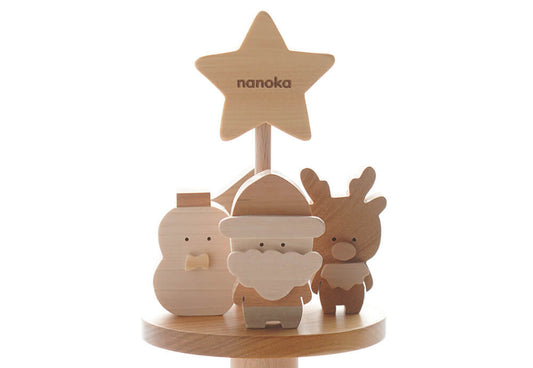 木のクリスマスツリー 3段