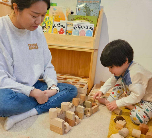 【神戸店・吉祥寺店】そだちの積み木であそぼう｜親子で楽しむ木育体験（6/13・6/20開催）