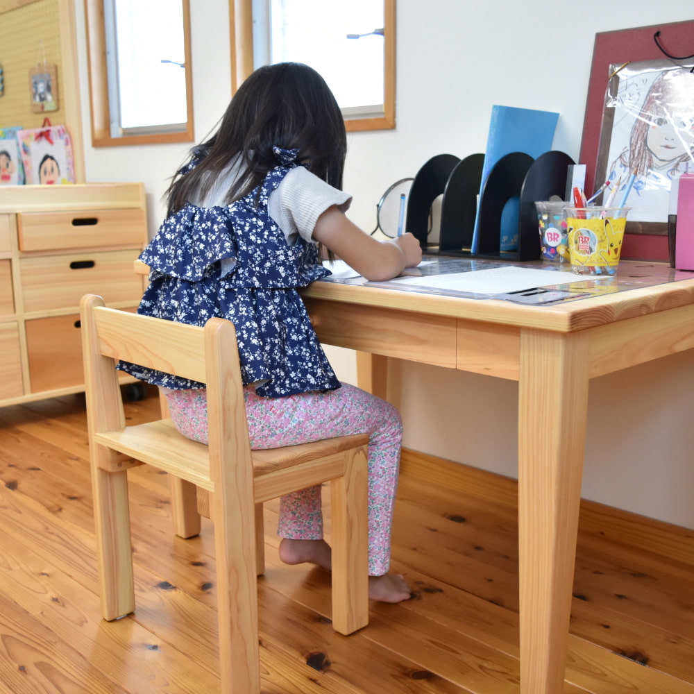 はじめての学習机（椅子付き）
