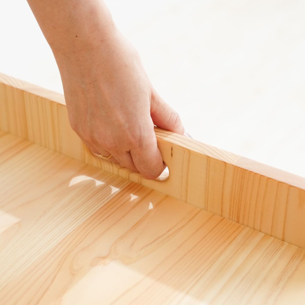 取手付きの玩具棚