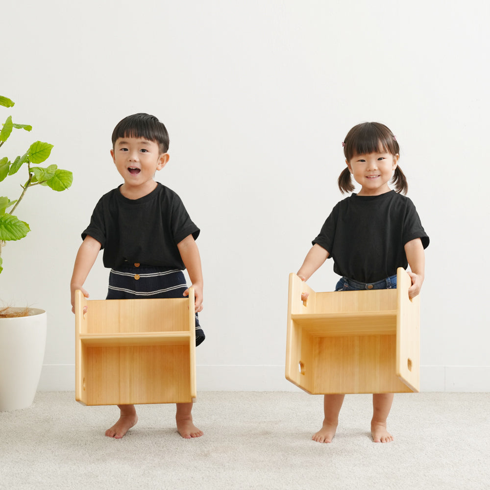 6 months 子育てセット（変化いす×花テーブル×可動式の棚）