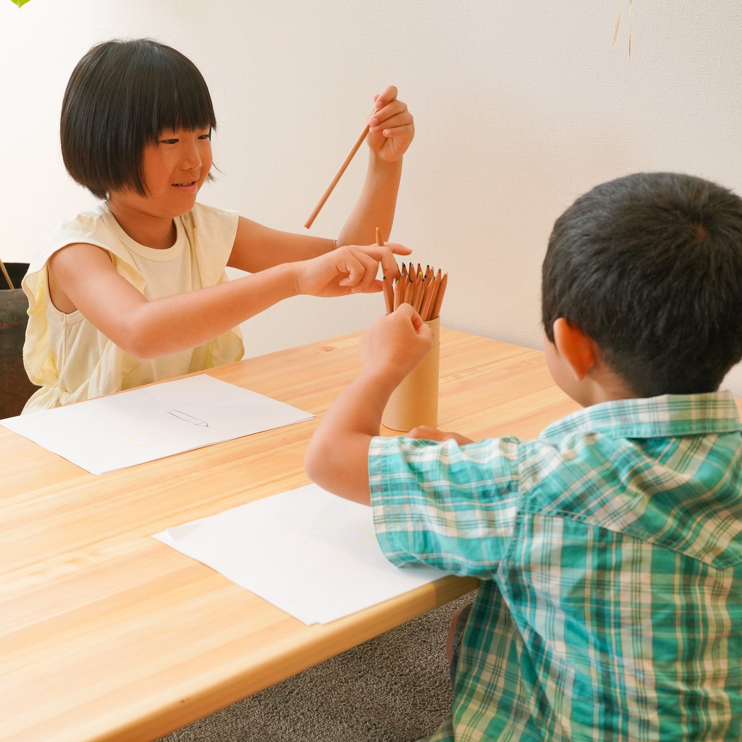 長方形の角テーブル